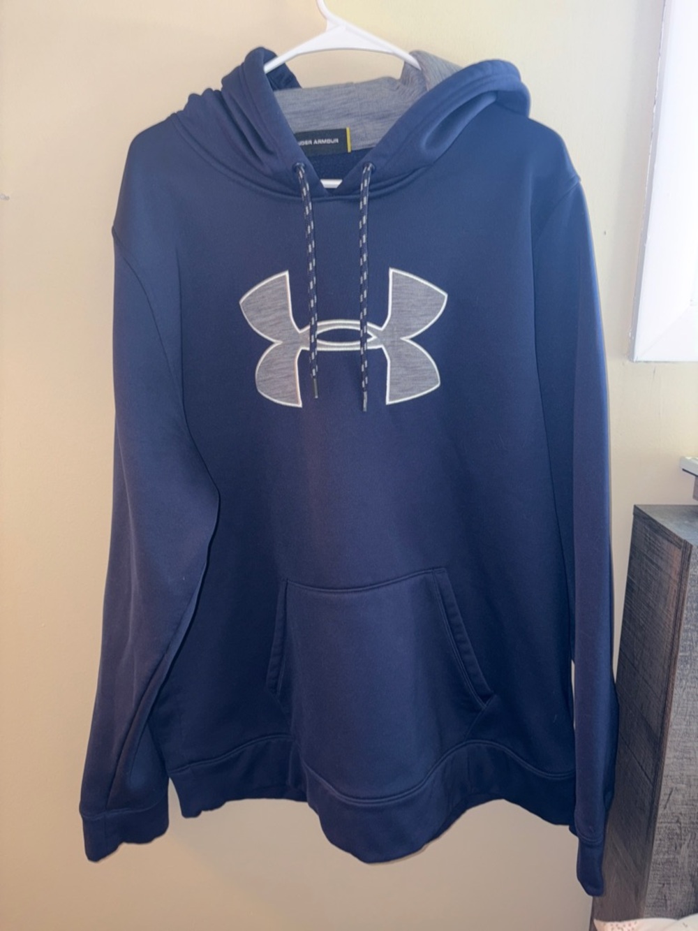 Under Armour Men’s Navy Blue Hoodie with Gray Logo